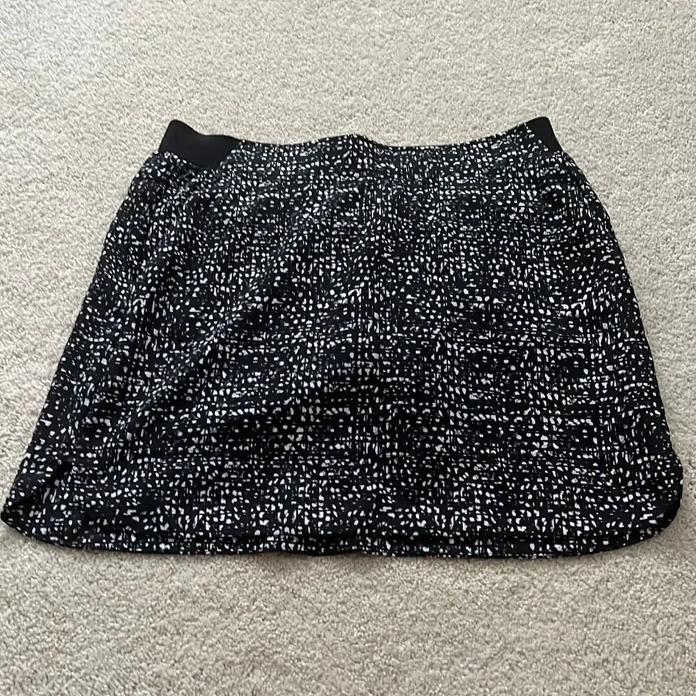 Cypress Club Women's Skort Built-in Shorts Tummy Smoothing Size M